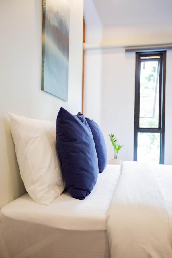 In My Place Cafotel Khlong Thom Exterior photo