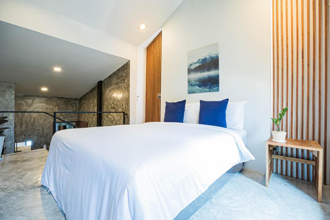 In My Place Cafotel Khlong Thom Exterior photo