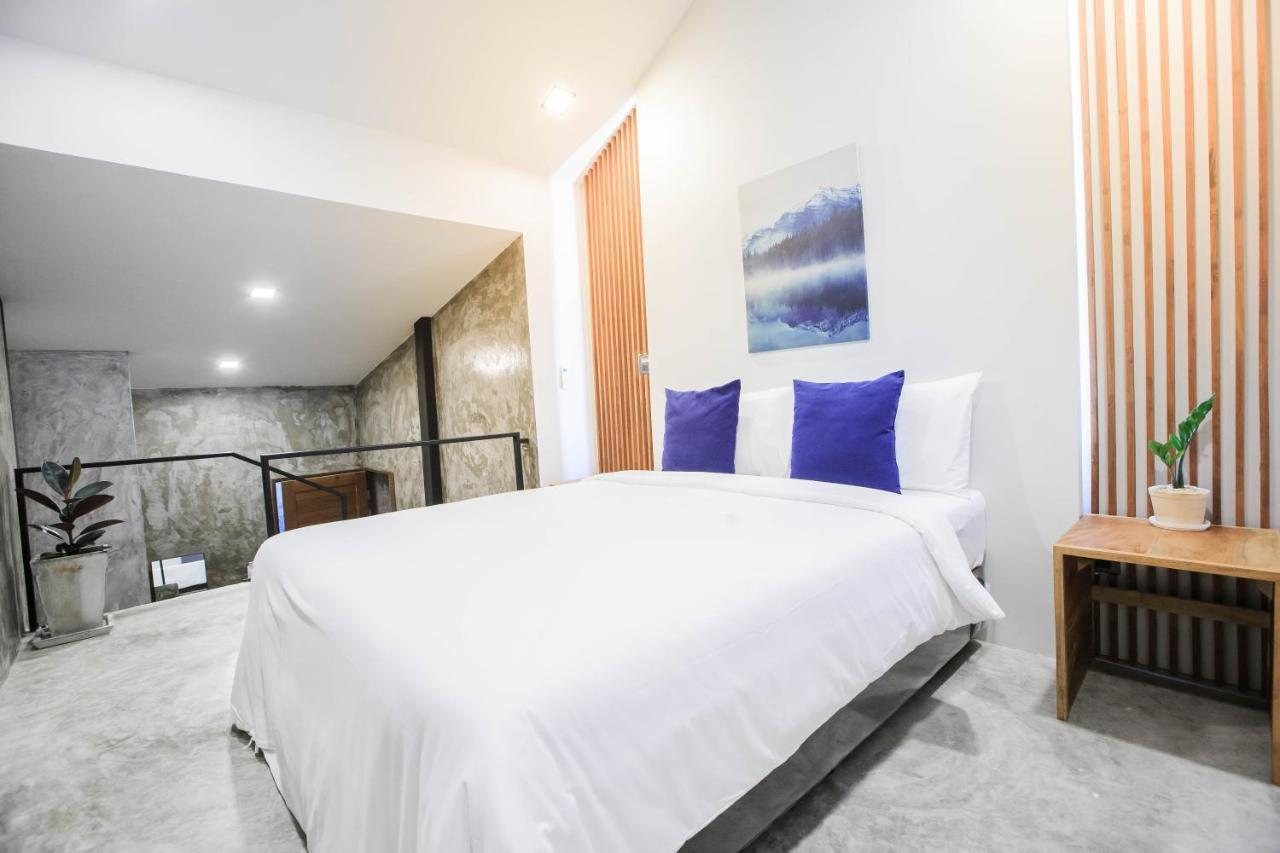 In My Place Cafotel Khlong Thom Exterior photo