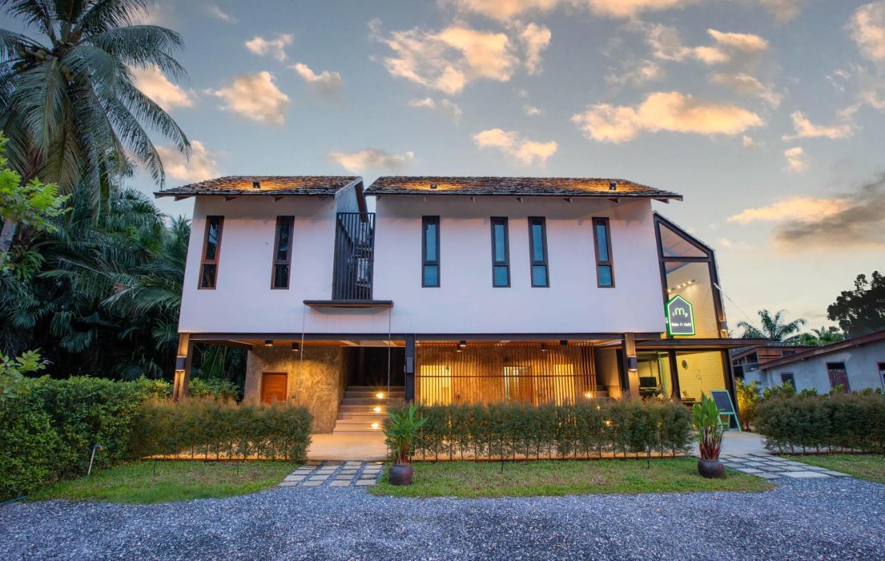 In My Place Cafotel Khlong Thom Exterior photo