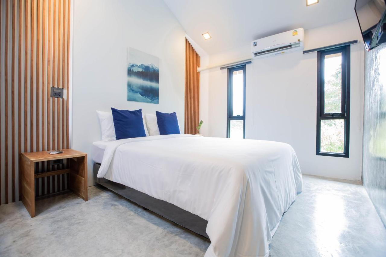 In My Place Cafotel Khlong Thom Exterior photo