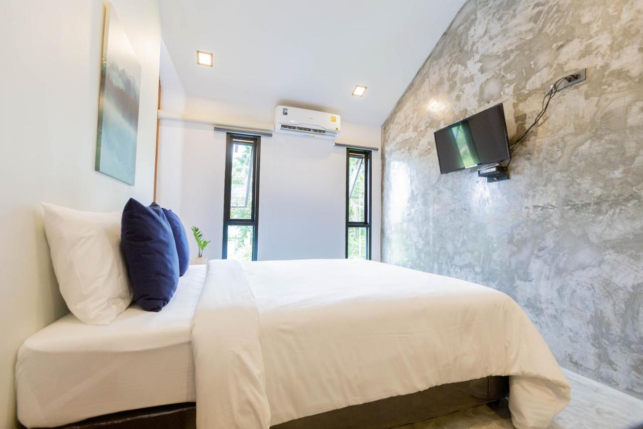 In My Place Cafotel Khlong Thom Exterior photo